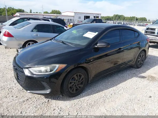 5NPD74LF9HH183661 2017 HYUNDAI ELANTRA - Image 2