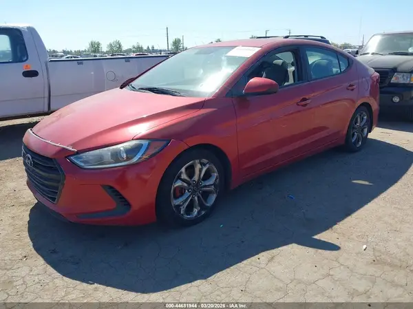 5NPD74LF9HH184521 2017 HYUNDAI ELANTRA - Image 2