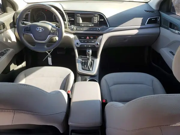 5NPD74LF9HH186589 2017 HYUNDAI ELANTRA - Image 8