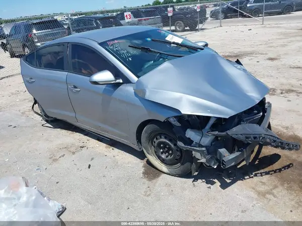 5NPD74LF9HH188374 2017 HYUNDAI ELANTRA - Image 1