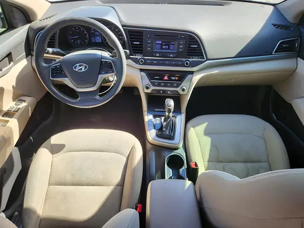 5NPD74LF9HH191517 2017 HYUNDAI ELANTRA - Image 8