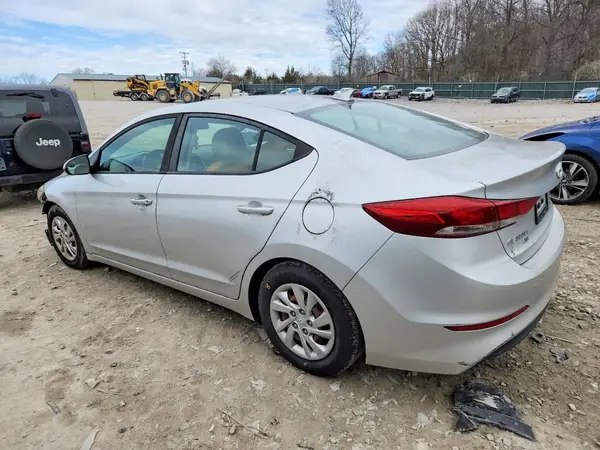 5NPD74LF9HH195731 2017 HYUNDAI ELANTRA - Image 2