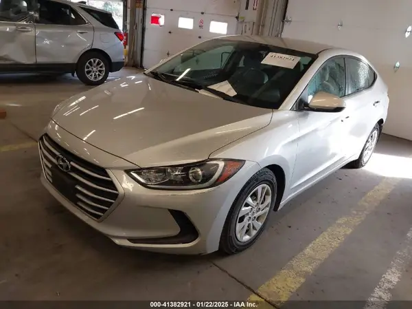 5NPD74LF9HH201852 2017 HYUNDAI ELANTRA - Image 2
