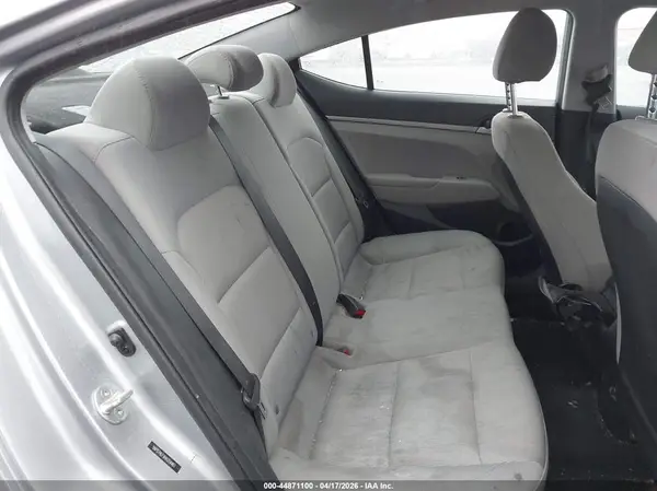 5NPD74LF9HH204461 2017 HYUNDAI ELANTRA - Image 8