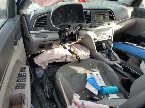 5NPD74LF9HH206355 2017 HYUNDAI ELANTRA - Image 8