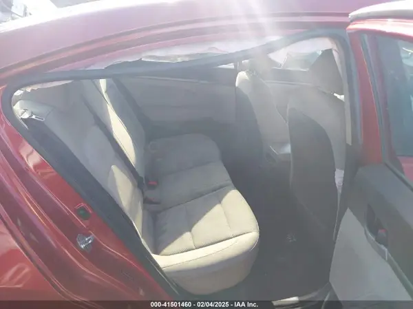 5NPD74LF9HH207523 2017 HYUNDAI ELANTRA - Image 8
