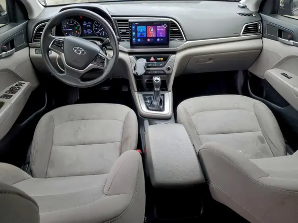 5NPD74LF9HH208056 2017 HYUNDAI ELANTRA - Image 8