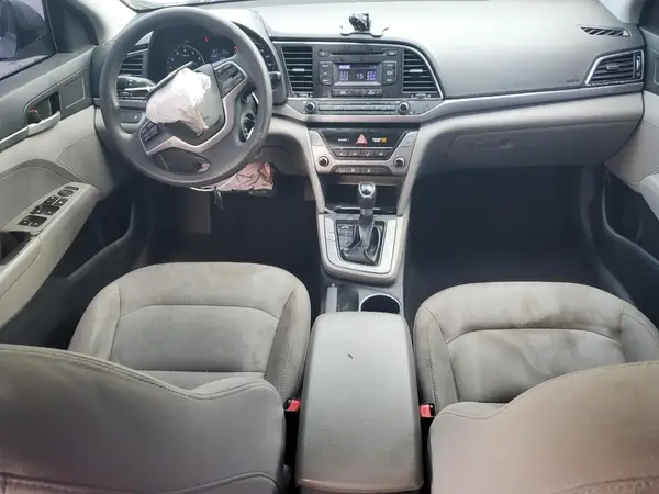 5NPD74LF9HH208266 2017 HYUNDAI ELANTRA - Image 8