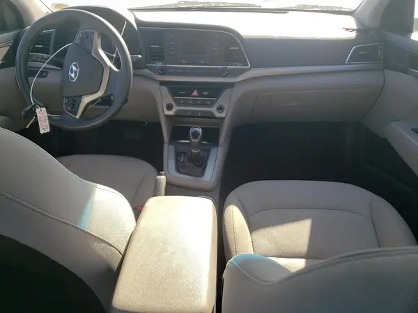 5NPD74LF9HH209482 2017 HYUNDAI ELANTRA - Image 8