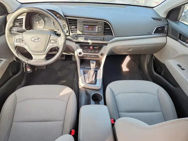 5NPD74LF9JH213103 2018 HYUNDAI ELANTRA - Image 8
