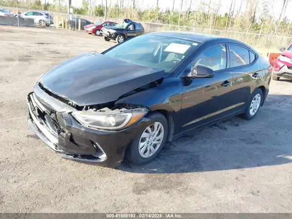 5NPD74LF9JH226028 2018 HYUNDAI ELANTRA - Image 2