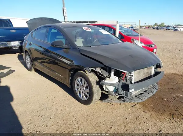 5NPD74LF9JH230287 2018 HYUNDAI ELANTRA - Image 1