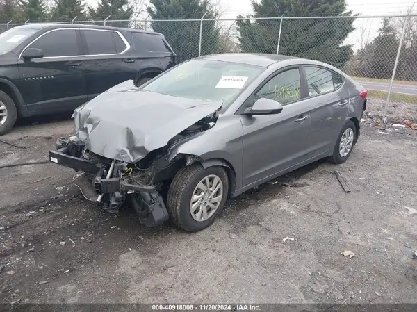 5NPD74LF9JH255576 2018 HYUNDAI ELANTRA - Image 2