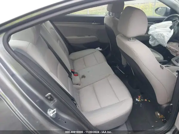 5NPD74LF9JH255576 2018 HYUNDAI ELANTRA - Image 8