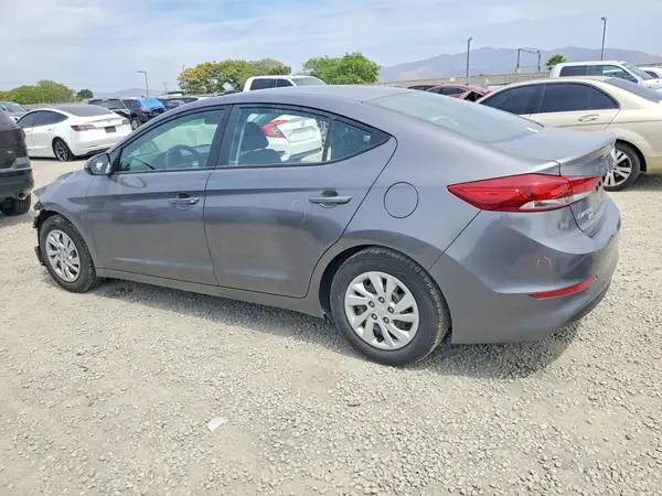 5NPD74LF9JH257943 2018 HYUNDAI ELANTRA - Image 2