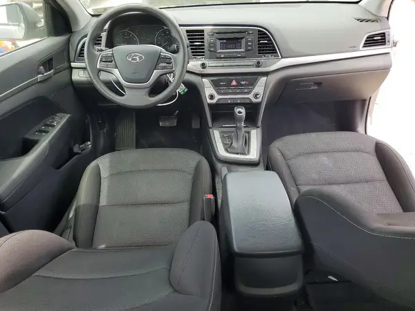 5NPD74LF9JH257943 2018 HYUNDAI ELANTRA - Image 8