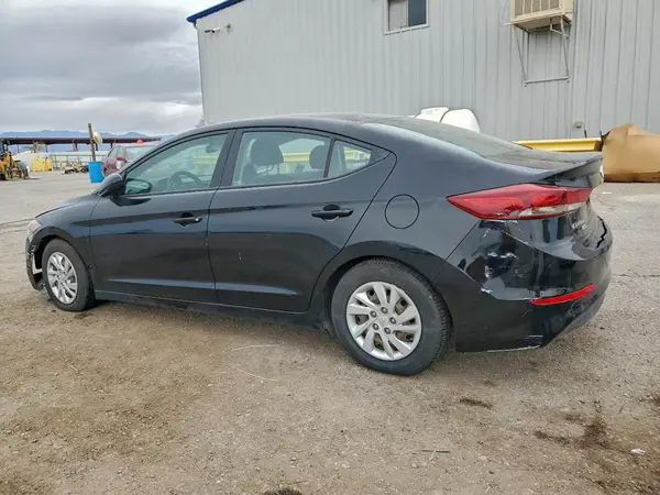 5NPD74LF9JH258414 2018 HYUNDAI ELANTRA - Image 2