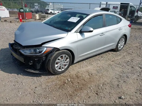 5NPD74LF9JH262284 2018 HYUNDAI ELANTRA - Image 2
