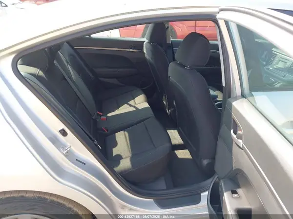 5NPD74LF9JH262284 2018 HYUNDAI ELANTRA - Image 8