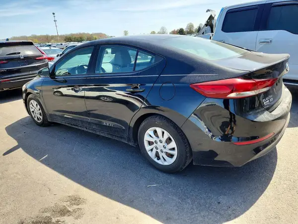 5NPD74LF9JH262771 2018 HYUNDAI ELANTRA - Image 2