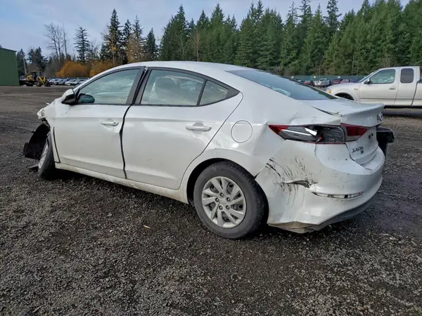 5NPD74LF9JH266643 2018 HYUNDAI ELANTRA - Image 2