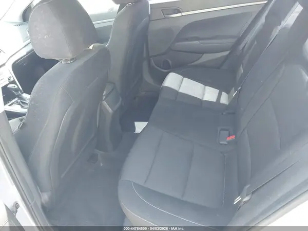 5NPD74LF9JH269414 2018 HYUNDAI ELANTRA - Image 8
