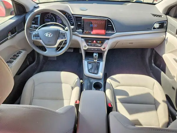5NPD74LF9JH271809 2018 HYUNDAI ELANTRA - Image 8