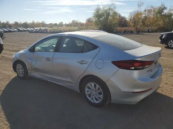 5NPD74LF9JH272894 2018 HYUNDAI ELANTRA - Image 2