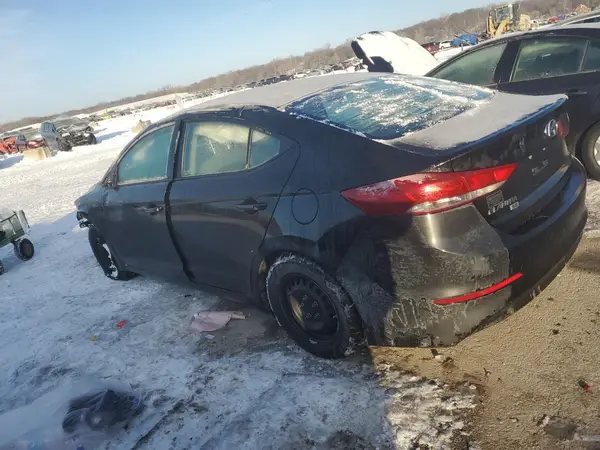 5NPD74LF9JH274368 2018 HYUNDAI ELANTRA - Image 2
