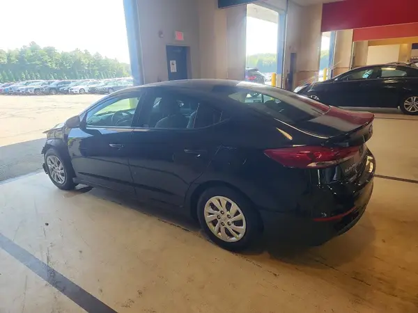 5NPD74LF9JH274869 2018 HYUNDAI ELANTRA - Image 2