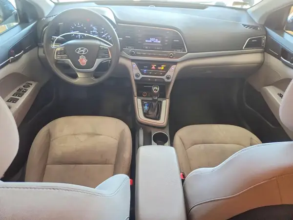 5NPD74LF9JH274869 2018 HYUNDAI ELANTRA - Image 8