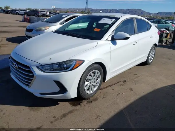 5NPD74LF9JH276654 2018 HYUNDAI ELANTRA - Image 2
