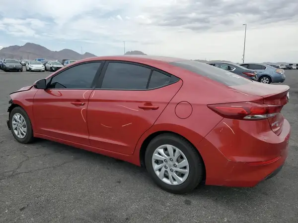 5NPD74LF9JH277660 2018 HYUNDAI ELANTRA - Image 2