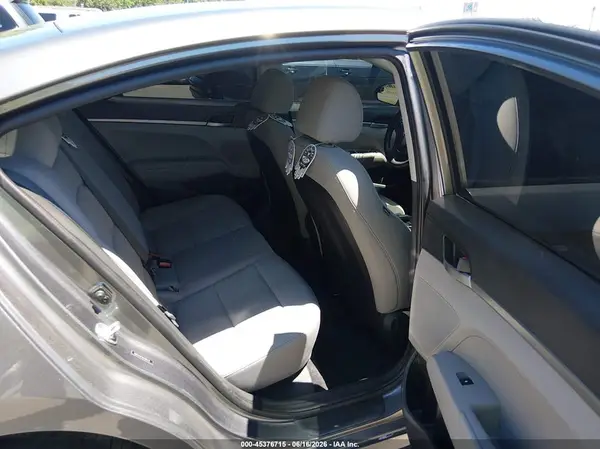 5NPD74LF9JH286732 2018 HYUNDAI ELANTRA - Image 8
