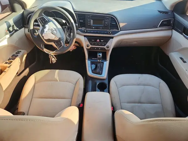 5NPD74LF9JH289033 2018 HYUNDAI ELANTRA - Image 8