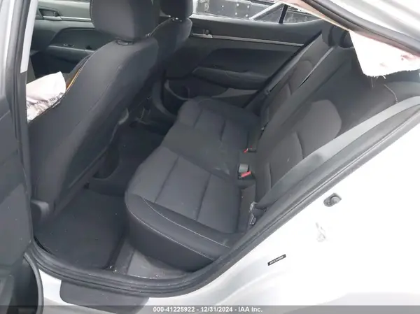 5NPD74LF9JH289808 2018 HYUNDAI ELANTRA - Image 8