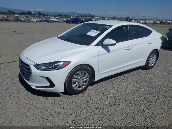 5NPD74LF9JH300080 2018 HYUNDAI ELANTRA - Image 2