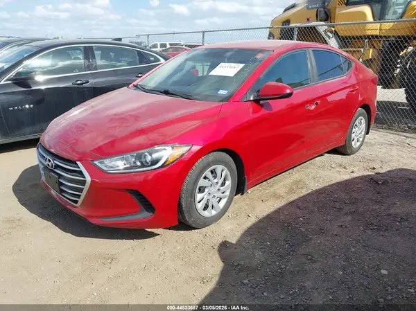 5NPD74LF9JH300211 2018 HYUNDAI ELANTRA - Image 2