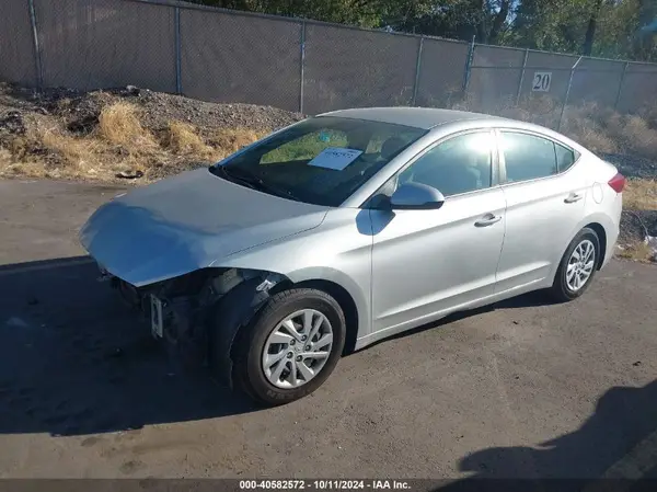 5NPD74LF9JH300287 2018 HYUNDAI ELANTRA - Image 2