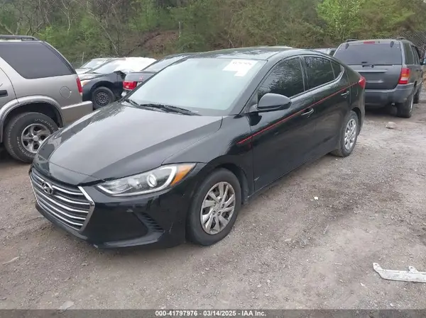 5NPD74LF9JH302461 2018 HYUNDAI ELANTRA - Image 2