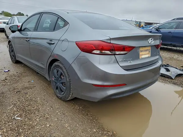 5NPD74LF9JH309989 2018 HYUNDAI ELANTRA - Image 2