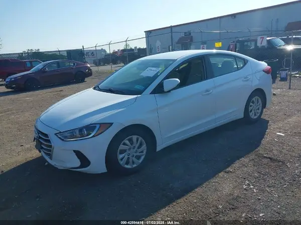 5NPD74LF9JH311516 2018 HYUNDAI ELANTRA - Image 2