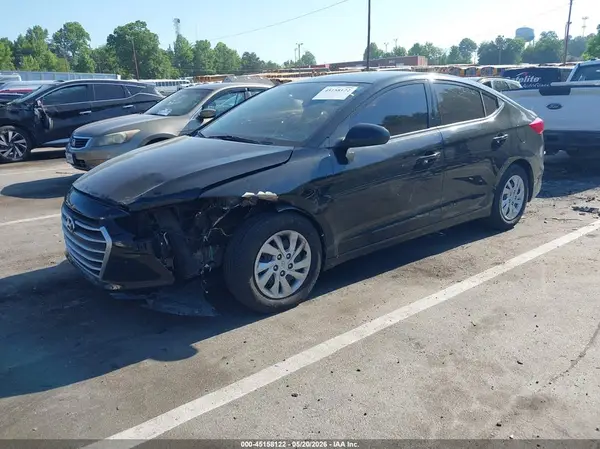 5NPD74LF9JH313637 2018 HYUNDAI ELANTRA - Image 2