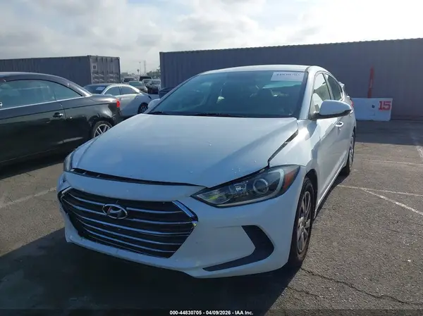 5NPD74LF9JH316988 2018 HYUNDAI ELANTRA - Image 2