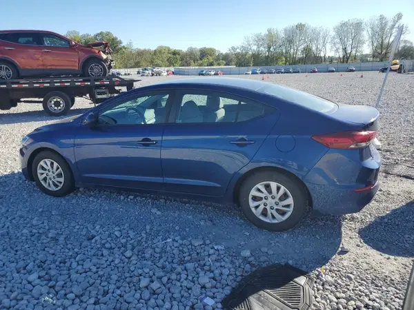 5NPD74LF9JH322113 2018 HYUNDAI ELANTRA - Image 2