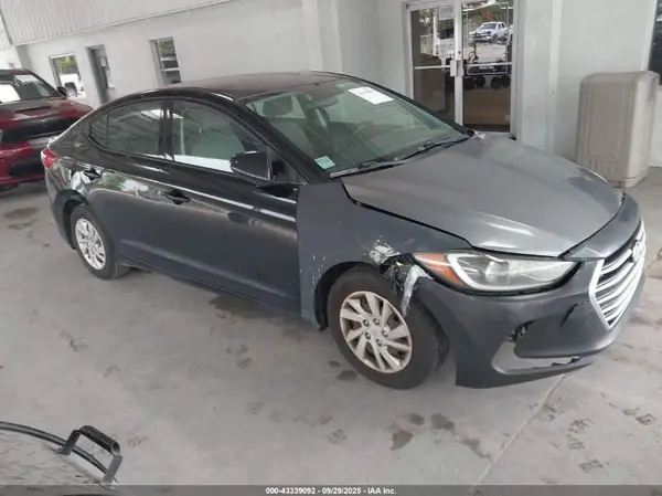 5NPD74LF9JH324833 2018 HYUNDAI ELANTRA - Image 1