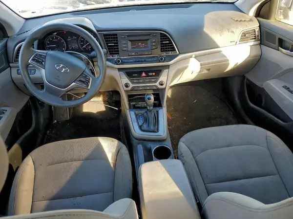 5NPD74LF9JH328266 2018 HYUNDAI ELANTRA - Image 8