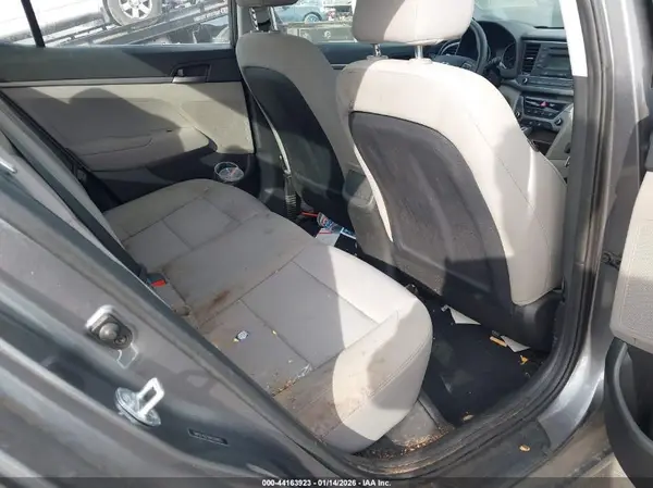 5NPD74LF9JH332933 2018 HYUNDAI ELANTRA - Image 8
