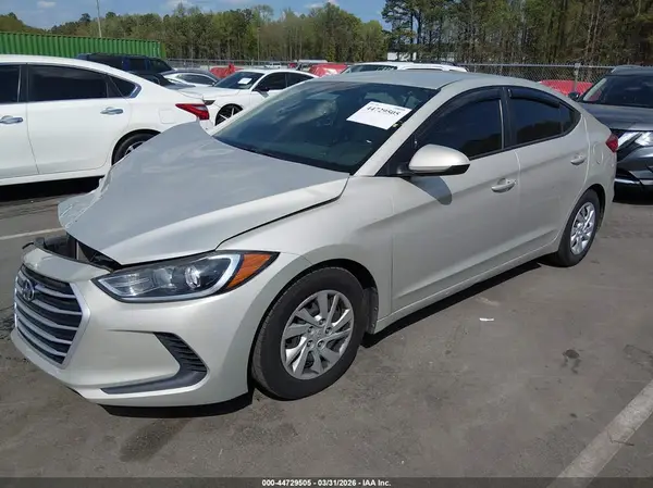 5NPD74LF9JH348730 2018 HYUNDAI ELANTRA - Image 2