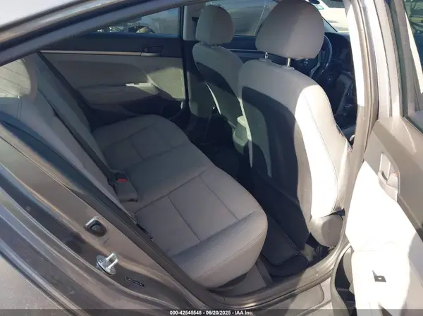 5NPD74LF9JH352146 2018 HYUNDAI ELANTRA - Image 8